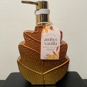 Asquith & Somerset Amber Vanilla Hand Wash Metal Leaf Pump NEW 16.56 oz Fall